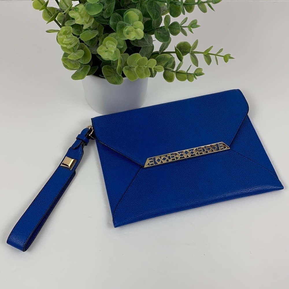 Stella & Dot wristlet clutch